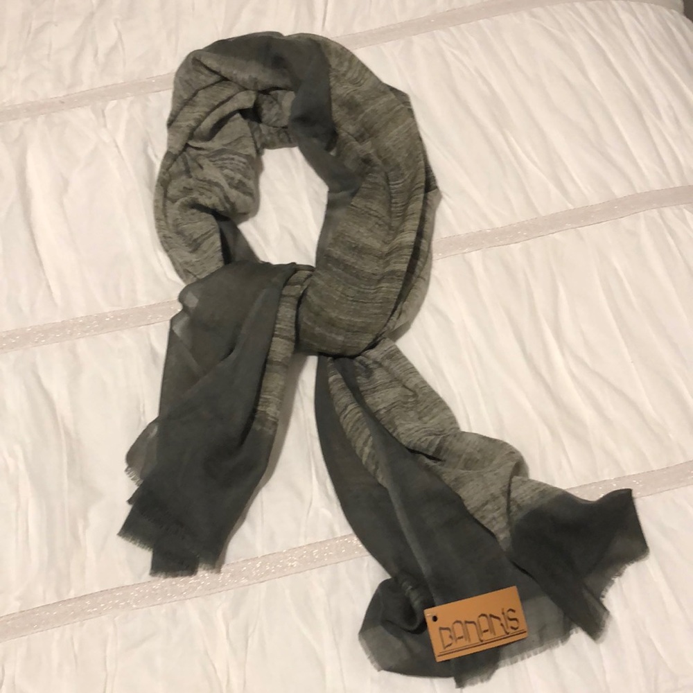 NWT, unworn wool and silk blend scarf.